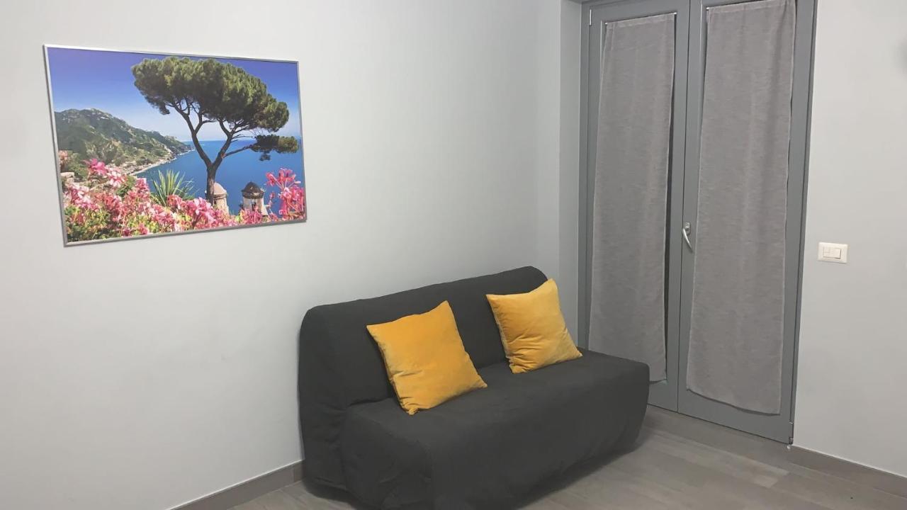 Aa Residence - Free Private Parking 사르노 외부 사진